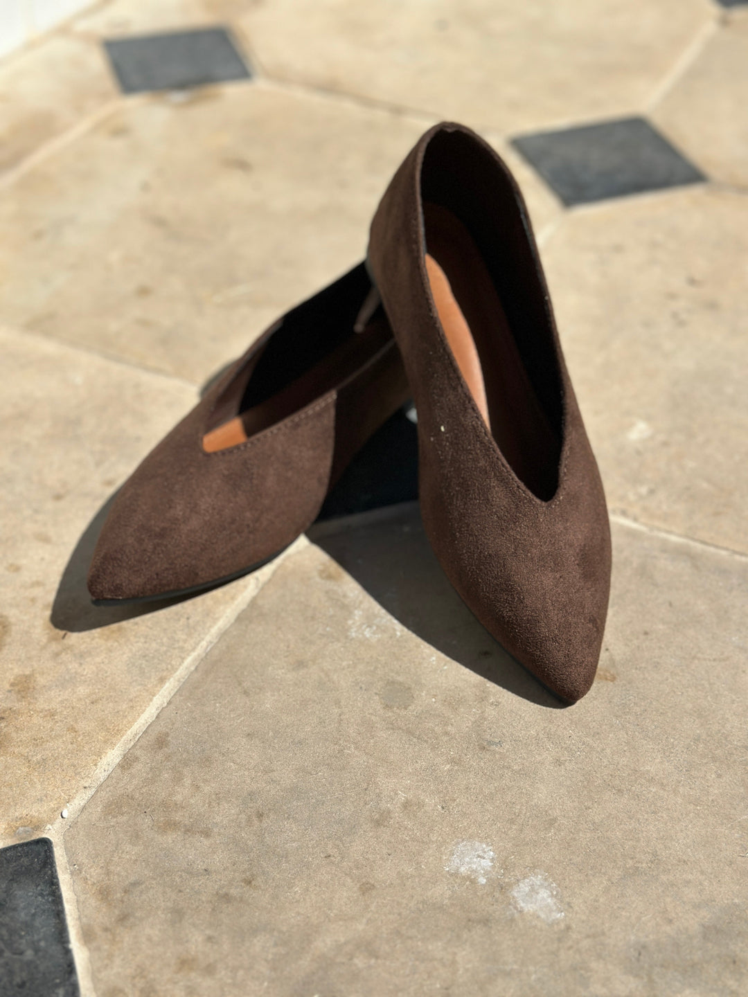 Vesna — Minimalistická elegance v přirozené podobě