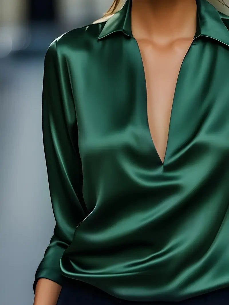 Denisa – saténová halenka s elegantním šarmem