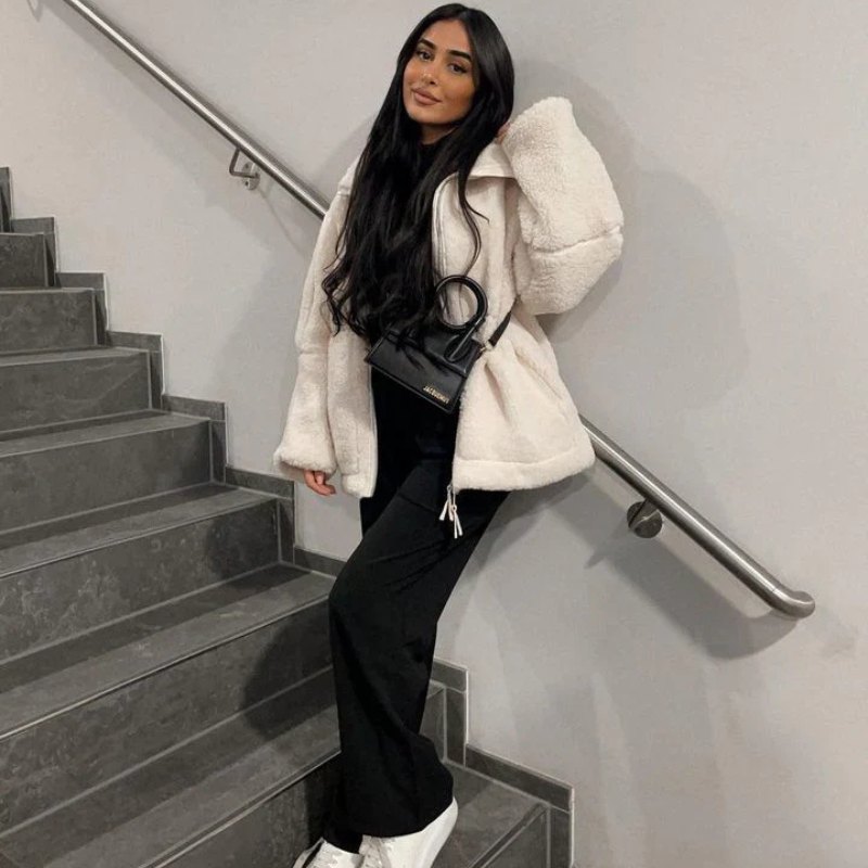 Ljubica - Teddy kabát plný pohodlí a elegance