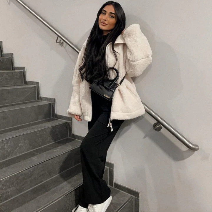 Ljubica - Teddy kabát plný pohodlí a elegance