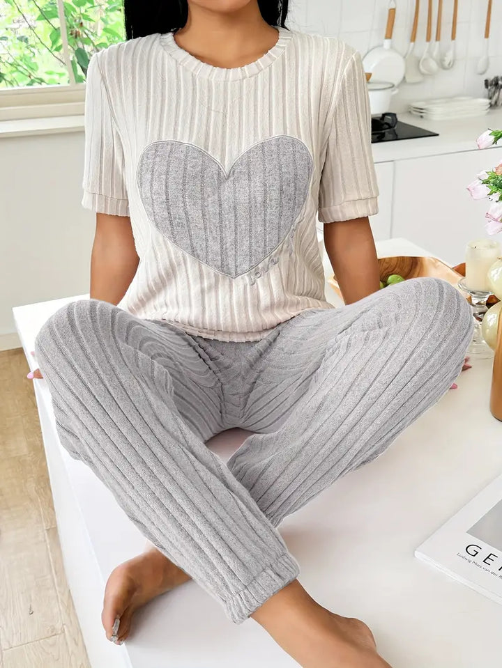 Milli – Dvoudílné žebrované pyžamo pro měkké pohodlí a stylový odpočinek